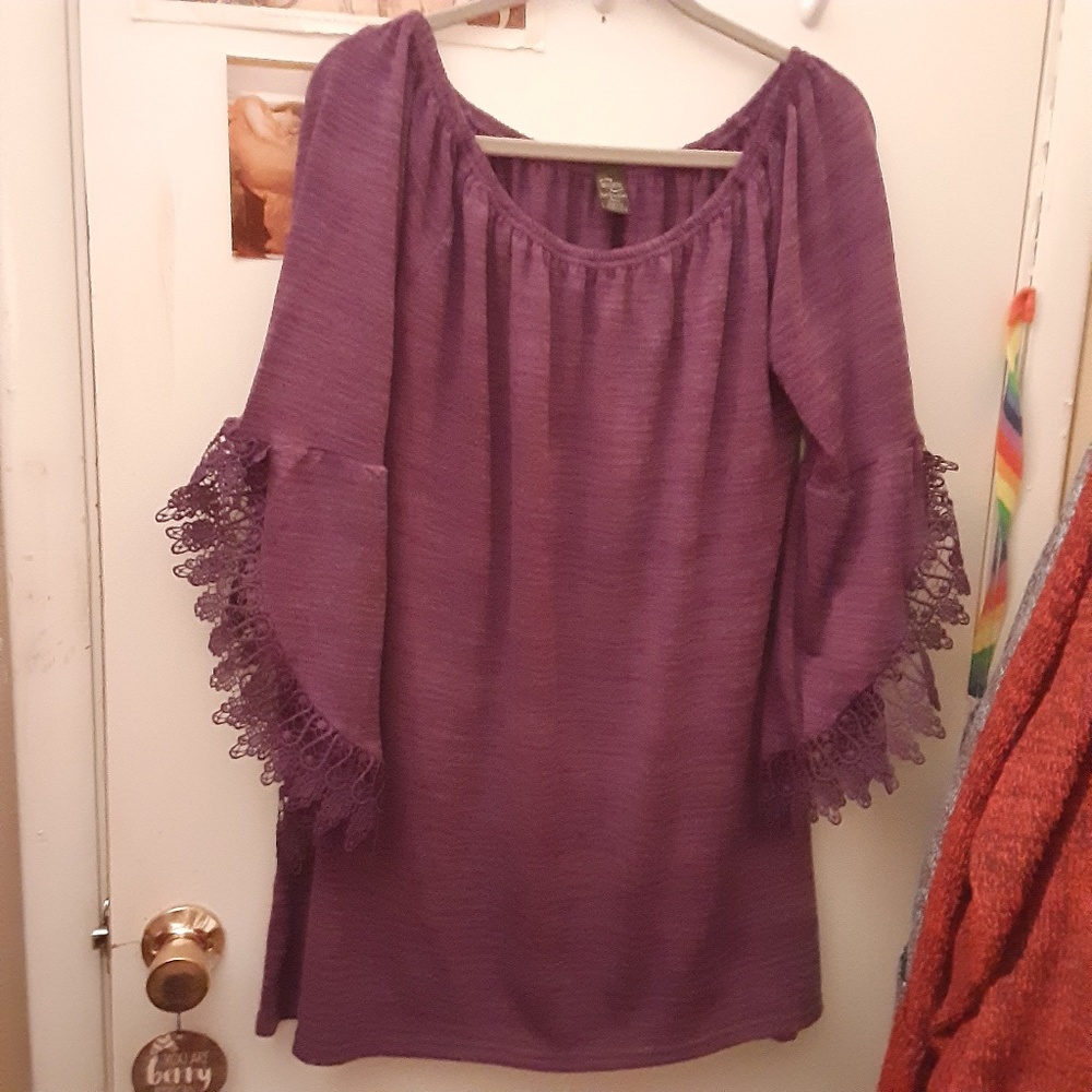WinWin L/XL Purple Crochet Lace Open Bell Sleeves Light Sweater Top Tunic